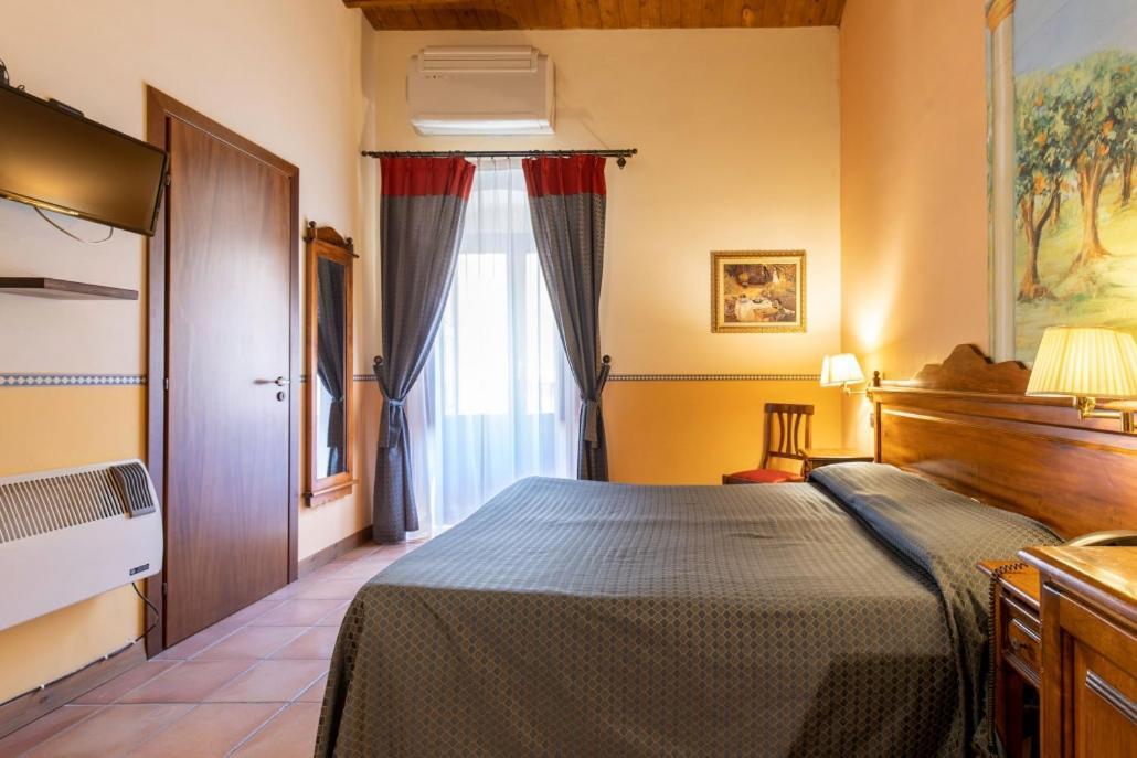 Hotel Il Barocco Рагуза Екстериор снимка