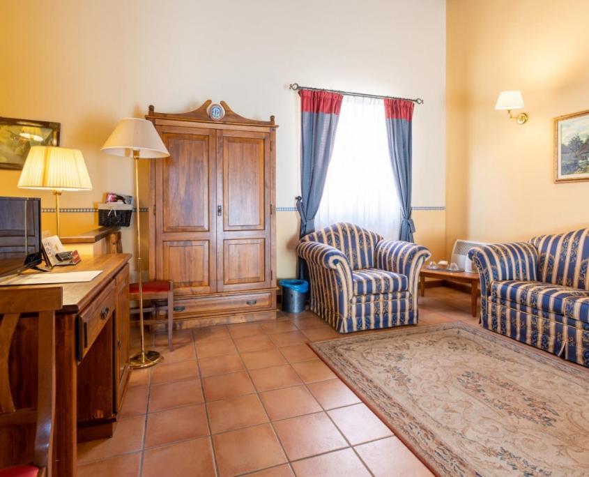 Hotel Il Barocco Рагуза Екстериор снимка